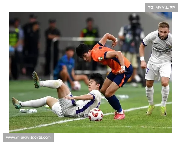 兰克尔泽赛后裤裆染血仍打满全场，队医报告引哗然