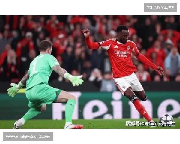 勒沃库森2-1逆转沃尔夫斯堡，希克替补绝杀